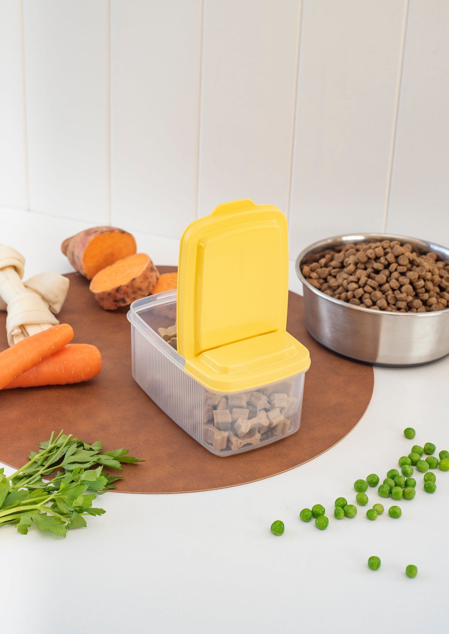 LocknLock for Pets Dry Pet Food Container 750ml